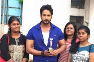 Congrats: Yash wins People’s Choice Best Actor Award